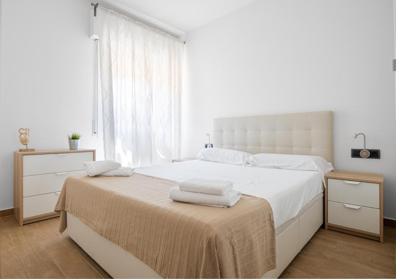 Maka Beach Apartment V 卡斯特尔德费尔斯 外观 照片