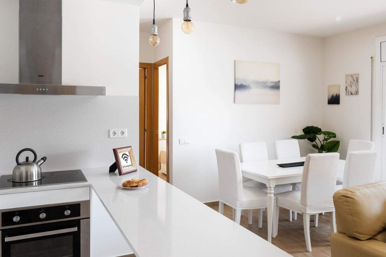 Maka Beach Apartment V 卡斯特尔德费尔斯 外观 照片