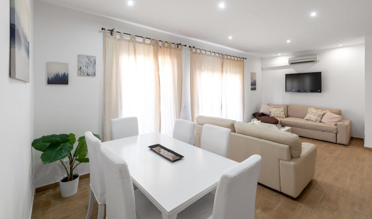 Maka Beach Apartment V 卡斯特尔德费尔斯 外观 照片